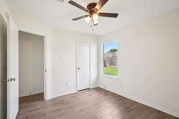 $2,000 | 11926 Panay Drive, Houston, TX 77048