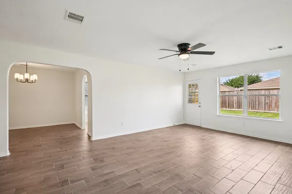 $2,000 | 11926 Panay Drive, Houston, TX 77048
