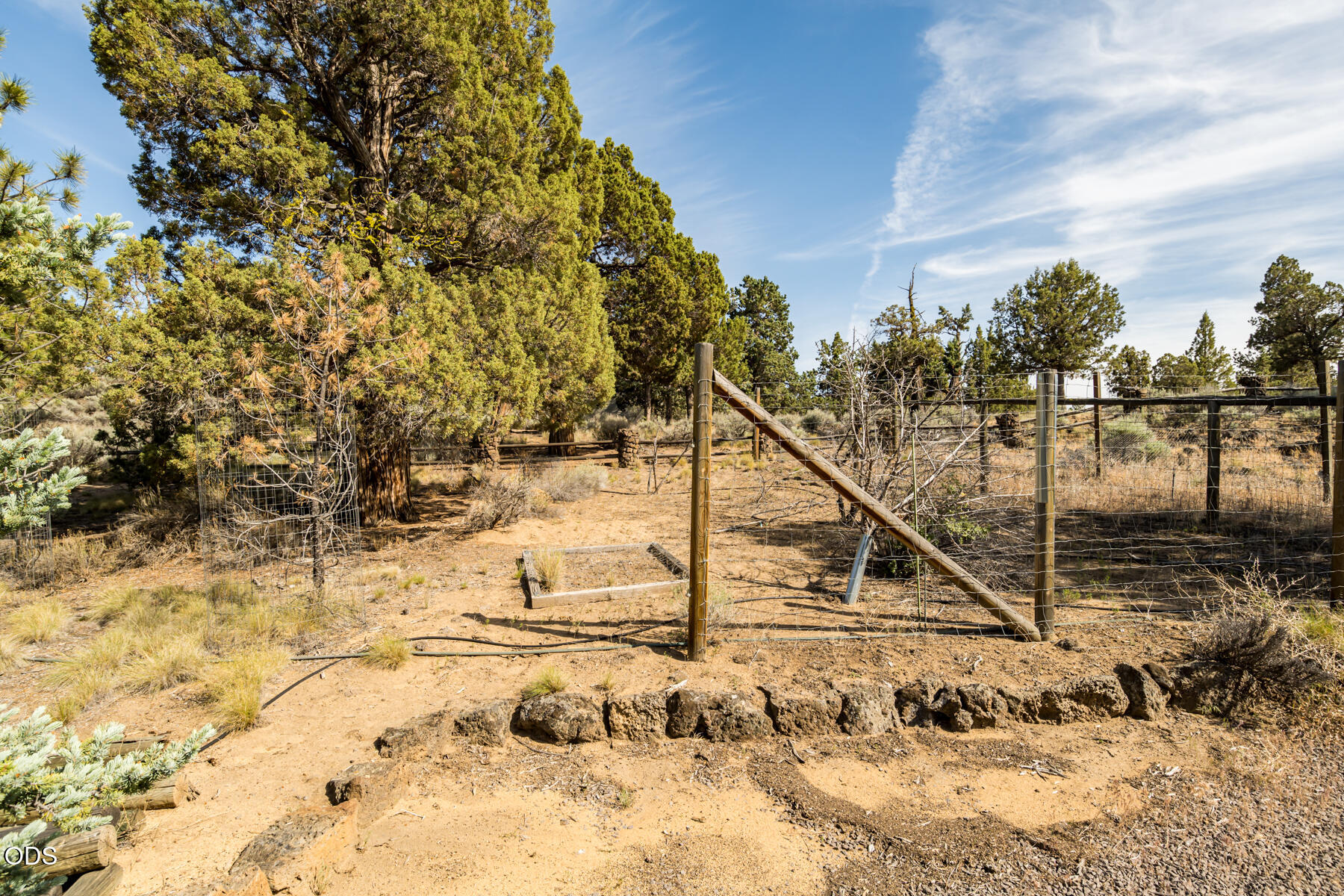 64507 McGrath Road Bend, OR 97701 - Photo 45 of 56