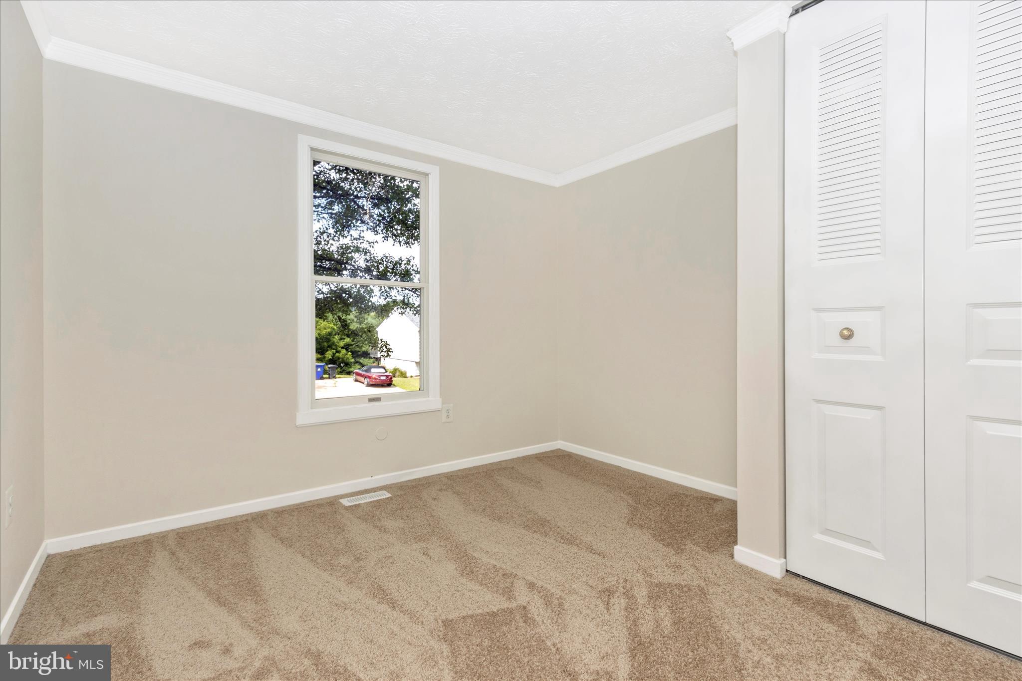 207 Contour Road Mount Airy, MD 21771 - Photo 21 of 52 Bedroom 2