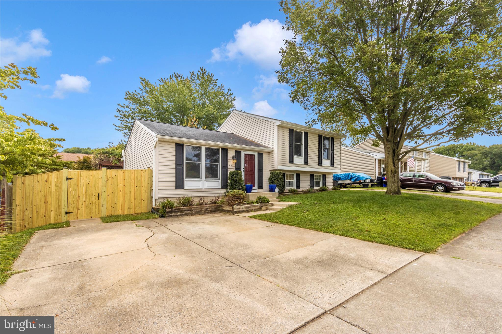 207 Contour Road Mount Airy, MD 21771 - Photo 40 of 52 a view of a house with a yard