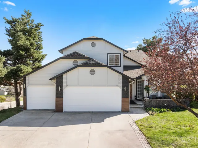 $698,500 | 398 Pebble Beach Way, Eagle, ID 83616