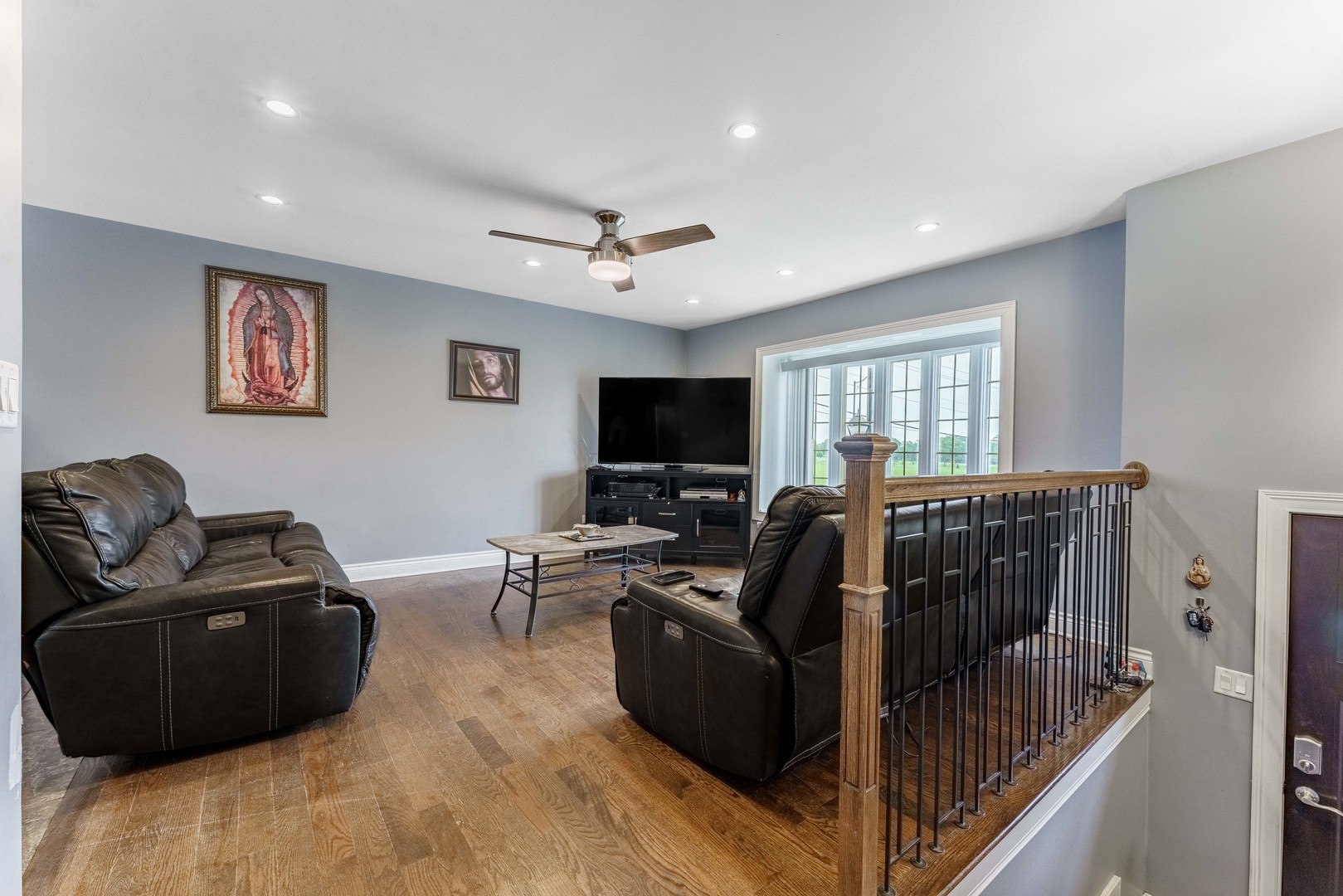 346 Eaton Avenue Romeoville, IL 60446 - Photo 3 of 30 Gallery Image 3