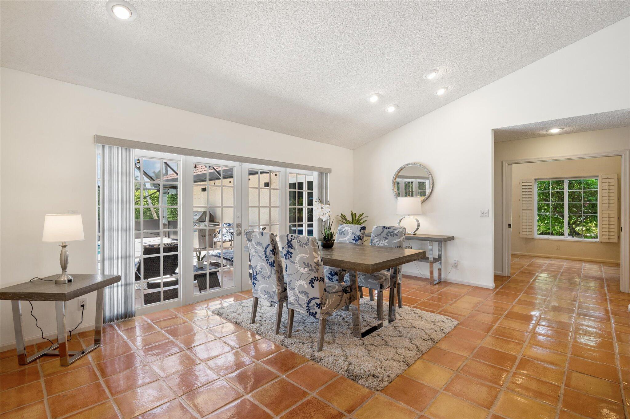 10080 Canoe Brook Circle Boca Raton, FL 33498 - Photo 4 of 30 Dining Area