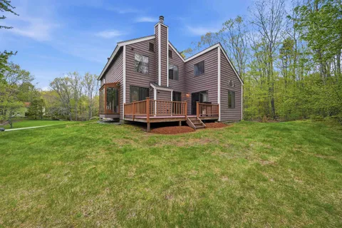 $675,000 | 35 Pilgrim Circle, Hampstead, NH 03826
