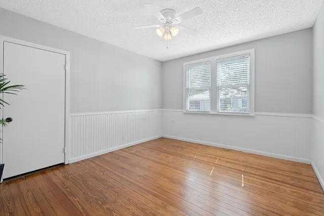 $475,000 | 909 Hudgins Street, Smithville, TX 78957