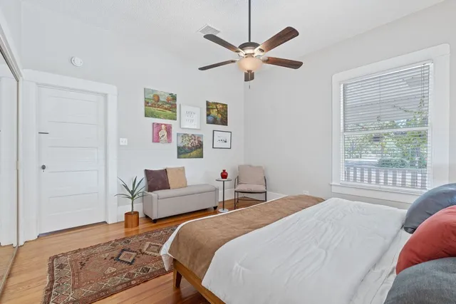 $475,000 | 909 Hudgins Street, Smithville, TX 78957