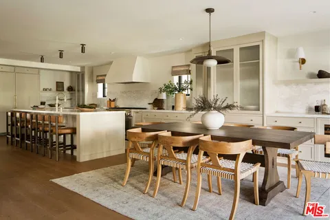 $2,999,000 | 933 South Sycamore Avenue, Los Angeles, CA 90036