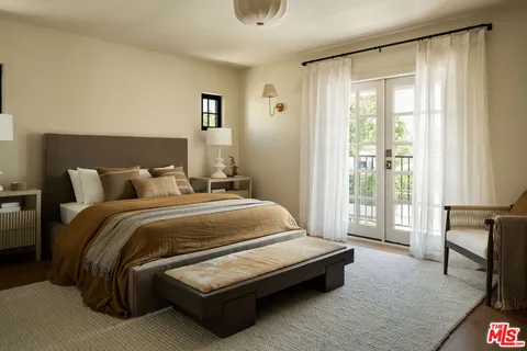 $2,999,000 | 933 South Sycamore Avenue, Los Angeles, CA 90036