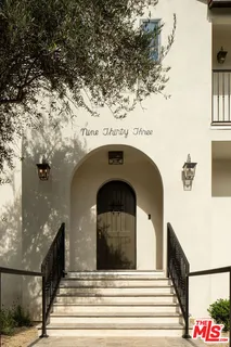 $2,999,000 | 933 South Sycamore Avenue, Los Angeles, CA 90036
