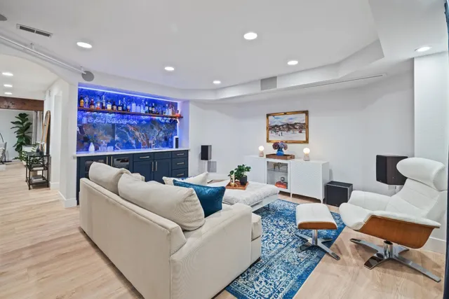 $1,200,000 | 17920 Berta Canyon Road, Salinas, CA 93907