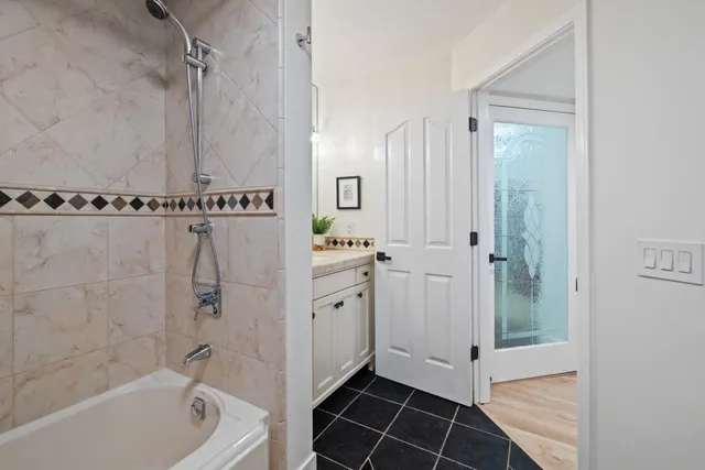 $1,200,000 | 17920 Berta Canyon Road, Salinas, CA 93907