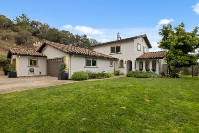 $1,235,000 | 17920 Berta Canyon Road, Salinas, CA 93907