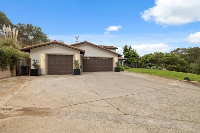 $1,235,000 | 17920 Berta Canyon Road, Salinas, CA 93907