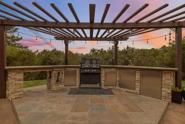 $1,235,000 | 17920 Berta Canyon Road, Salinas, CA 93907