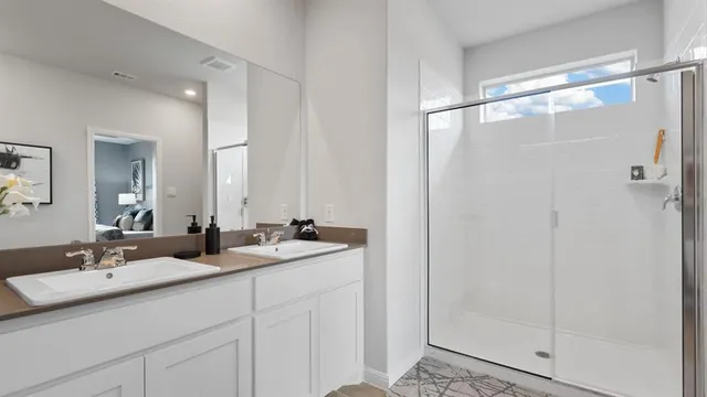 $296,990 | 928 Parkvista Drive, Cleburne, TX 76031