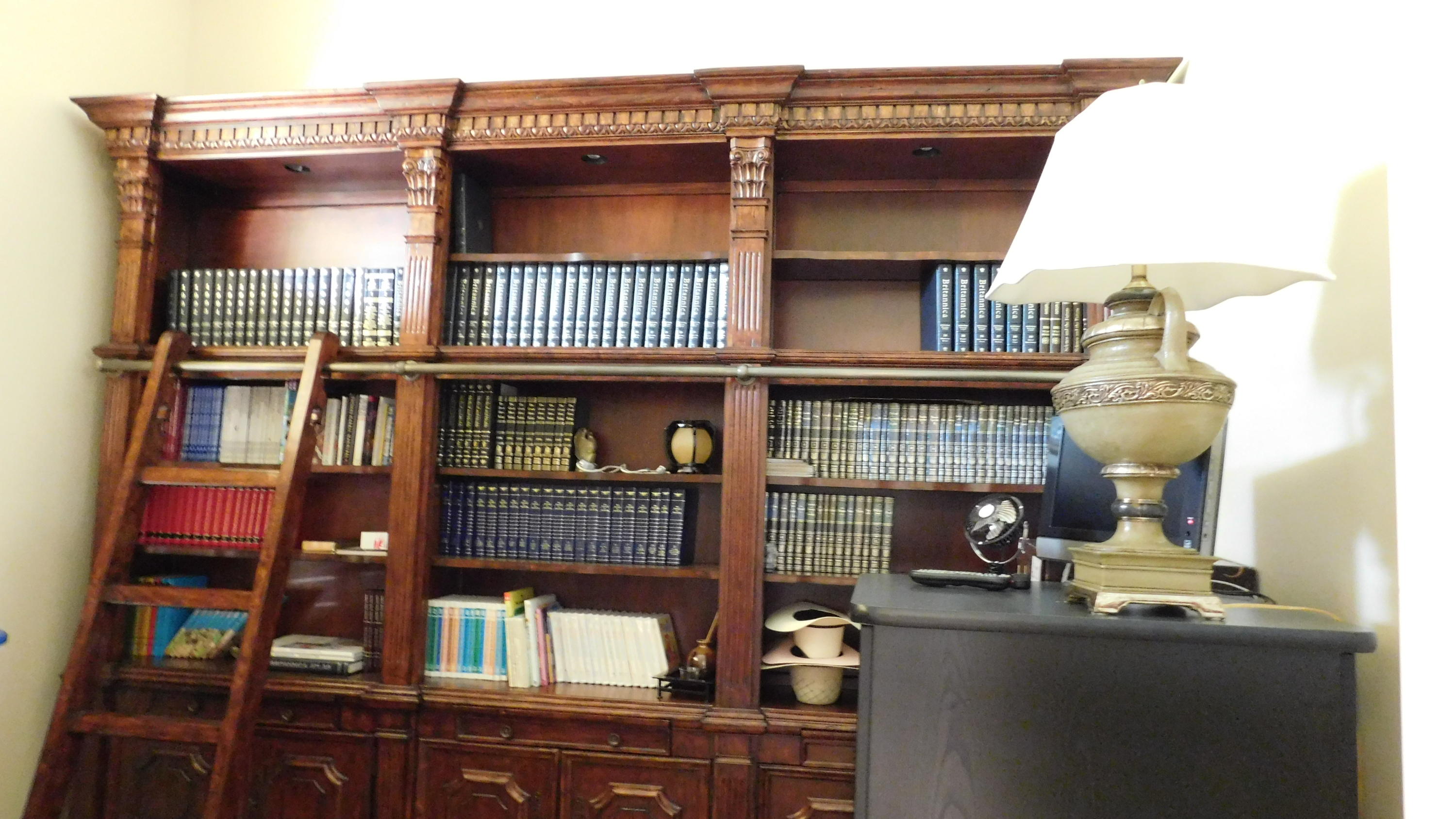 2880 B Road Loxahatchee, FL 33470 - Photo 13 of 52 LIBRARY/OFFICE