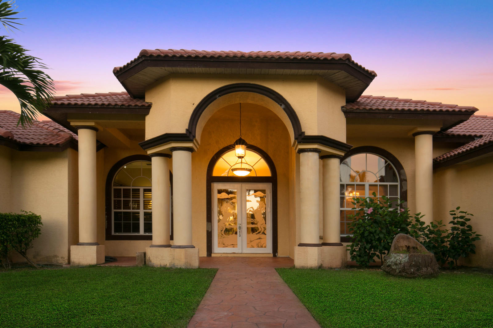 2880 B Road Loxahatchee, FL 33470 - Photo 2 of 52 Impressive enrty