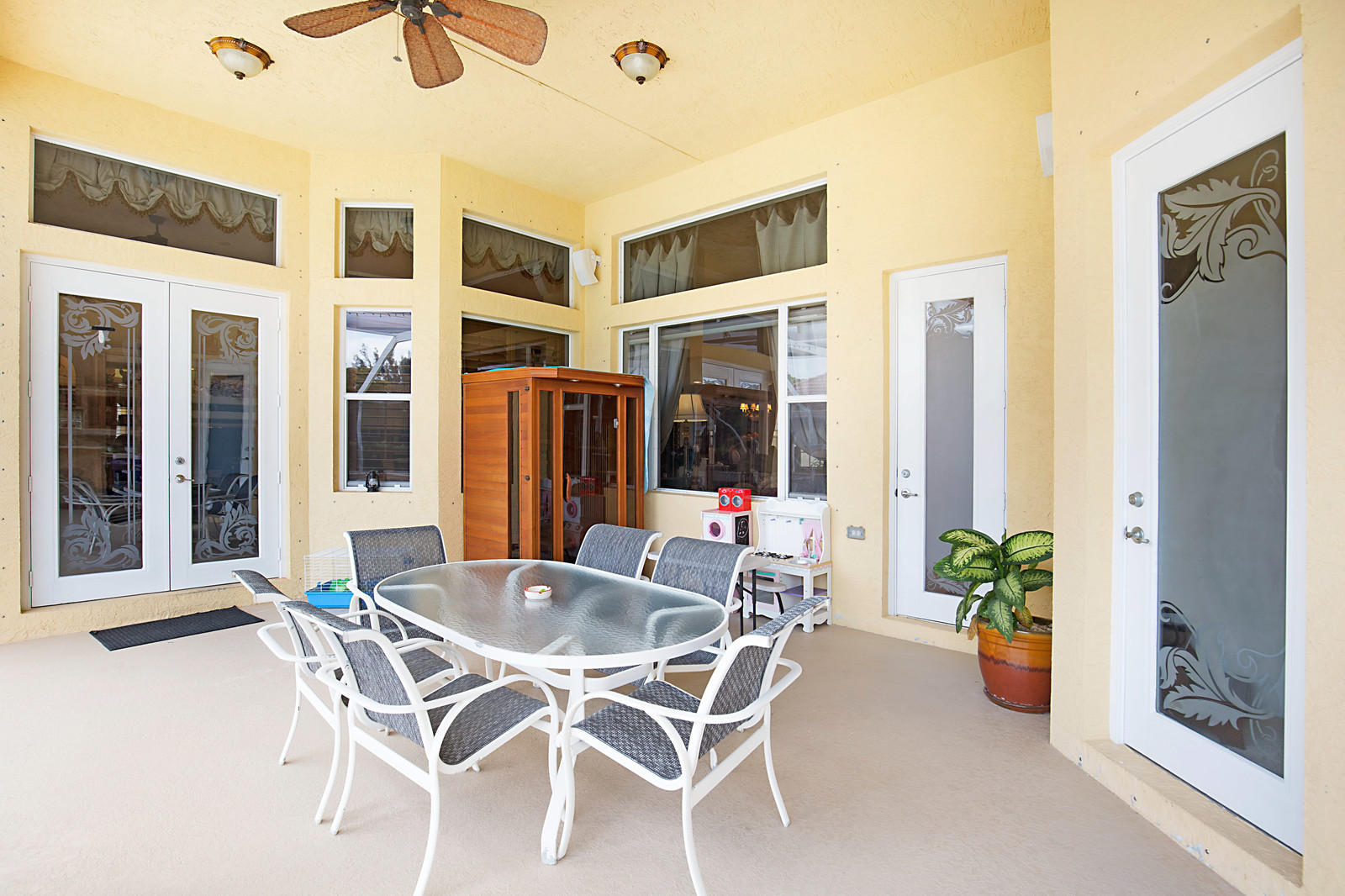 2880 B Road Loxahatchee, FL 33470 - Photo 23 of 52 SAUNA & DINING AREA