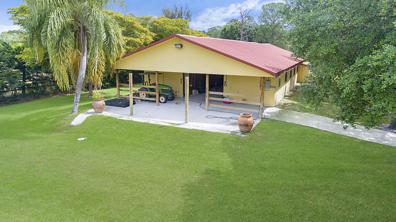 2880 B Road Loxahatchee, FL 33470 - Photo 34 of 52 10 STALL BARN