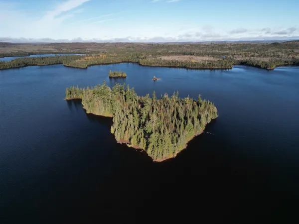 $950,000 | 2-3 Fullerton Road, Grand Marais, MN 55604