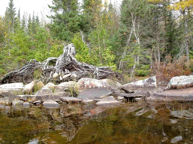 $950,000 | 2-3 Fullerton Road, Grand Marais, MN 55604