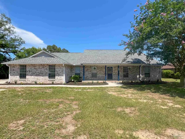 $2,250 | 7342 Wymart Road, Pensacola, FL 32526