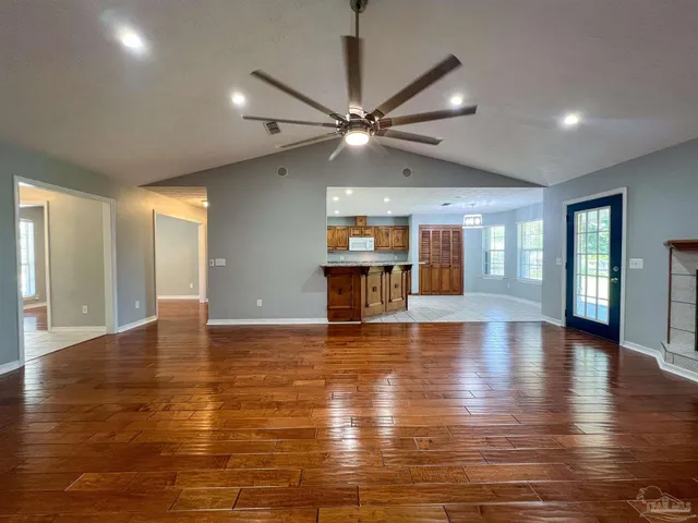 $2,250 | 7342 Wymart Road, Pensacola, FL 32526