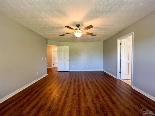 $2,250 | 7342 Wymart Road, Pensacola, FL 32526