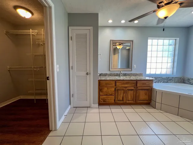 $2,250 | 7342 Wymart Road, Pensacola, FL 32526