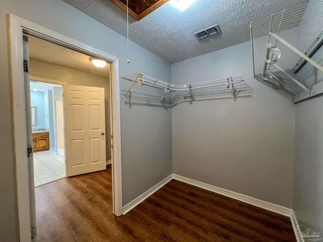 $2,250 | 7342 Wymart Road, Pensacola, FL 32526