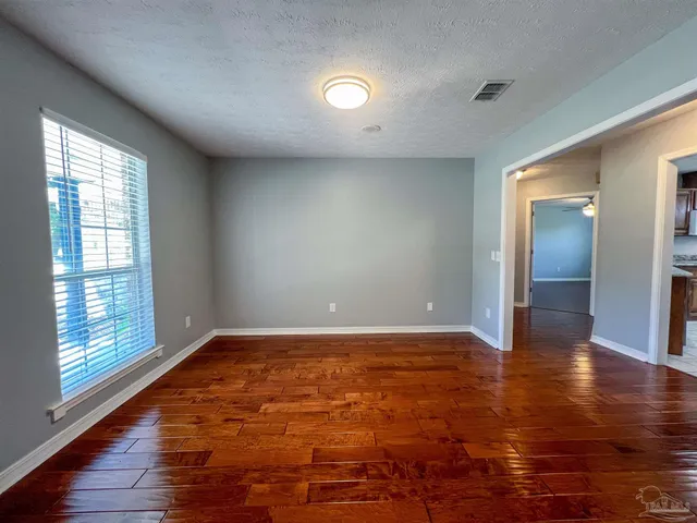 $2,250 | 7342 Wymart Road, Pensacola, FL 32526