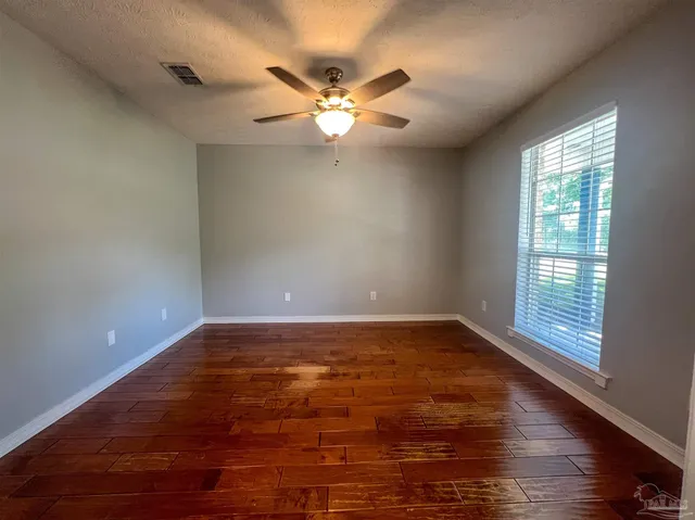 $2,250 | 7342 Wymart Road, Pensacola, FL 32526