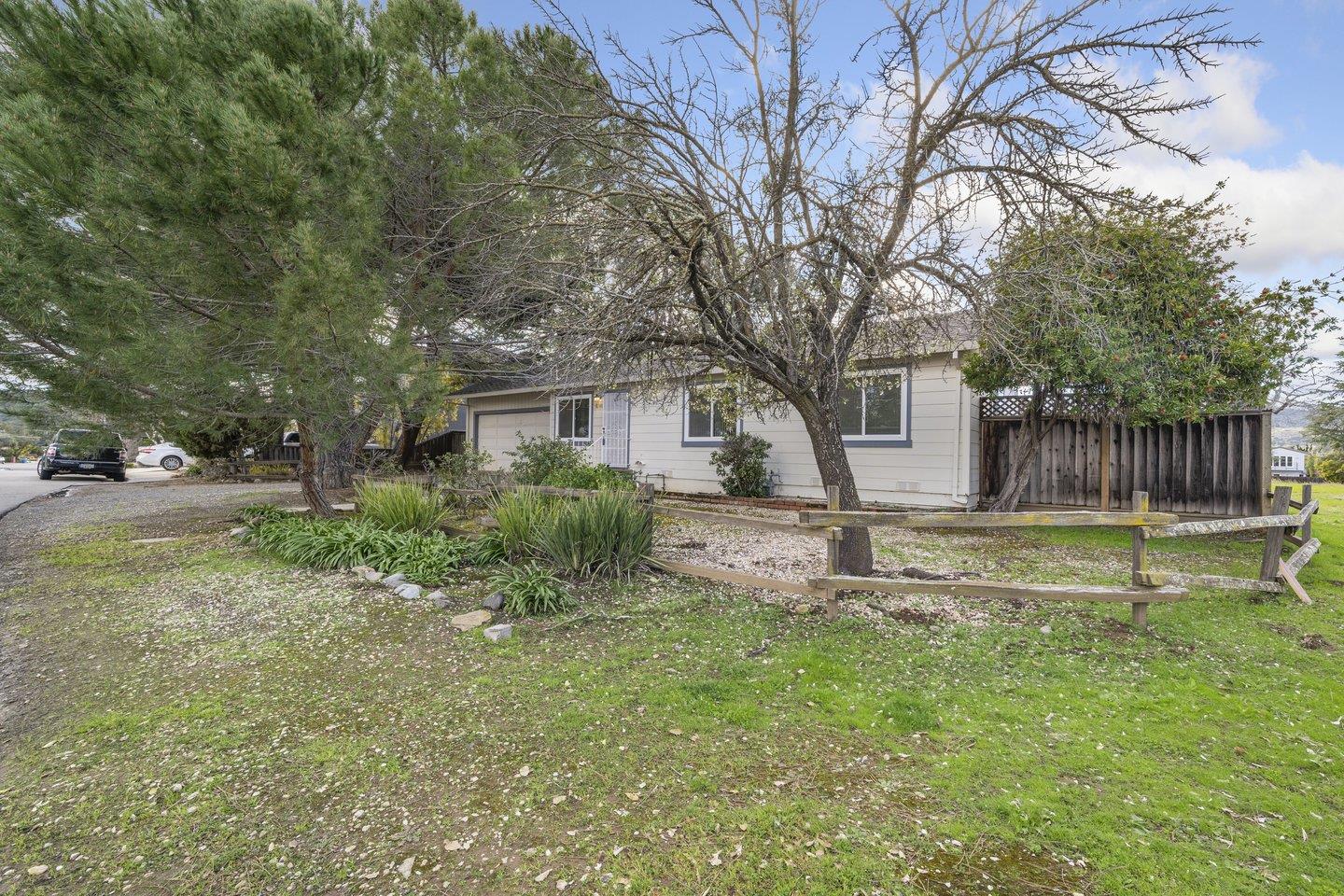 10145 Carmen Road Cupertino, CA 95014 - Photo 4 of 51 Gallery Image 4