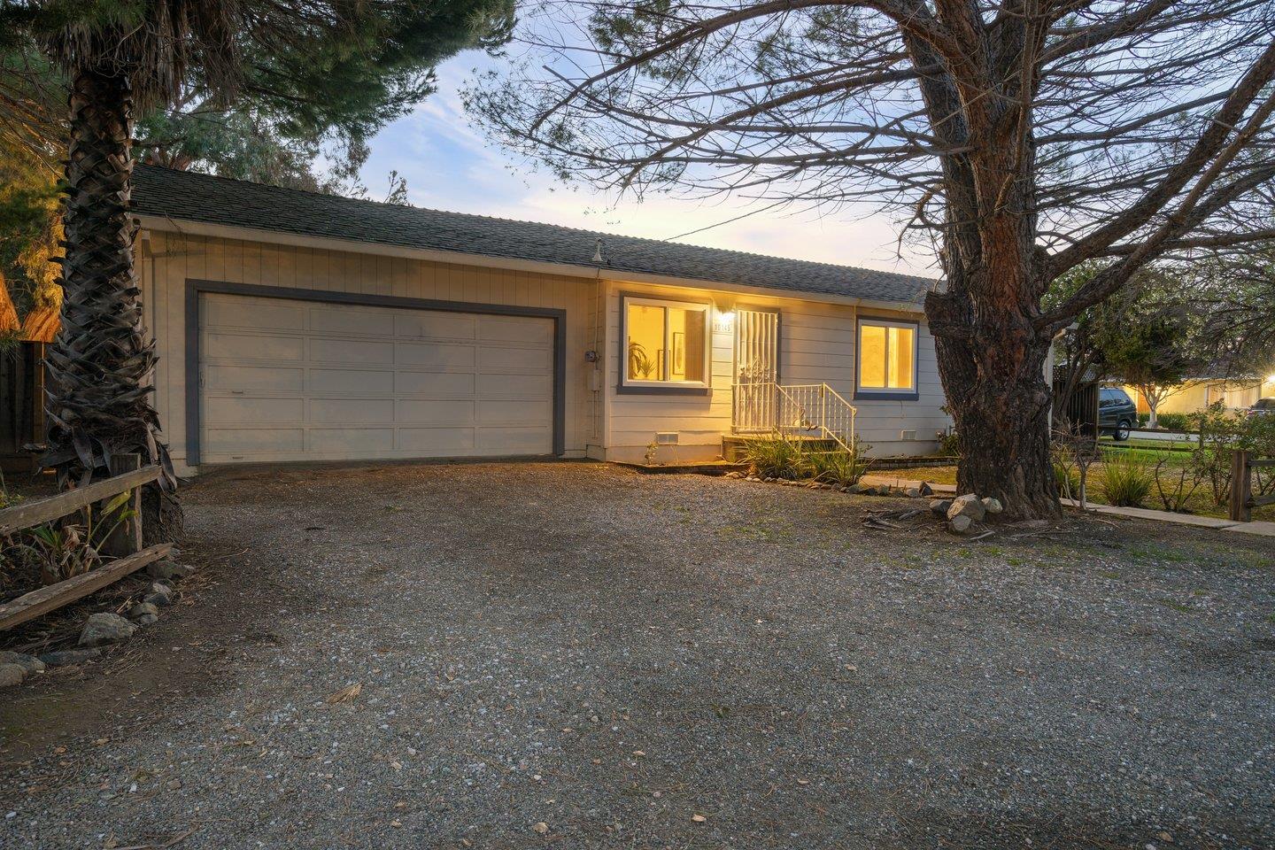 10145 Carmen Road Cupertino, CA 95014 - Photo 6 of 51 Gallery Image 6