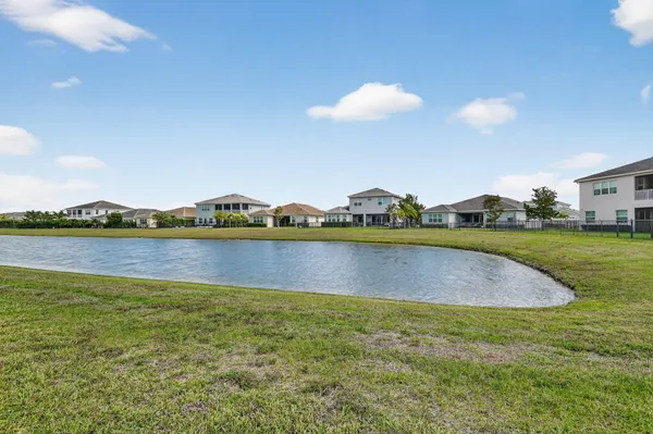 $3,600 | 4560 Ambersweet Way, The Acreage, FL 33470