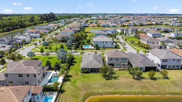 $3,600 | 4560 Ambersweet Way, The Acreage, FL 33470