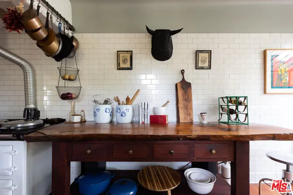 $15,400 | 1046 West Kensington Road, Los Angeles, CA 90026