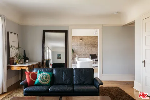 $12,000 | 1046 West Kensington Road, Los Angeles, CA 90026