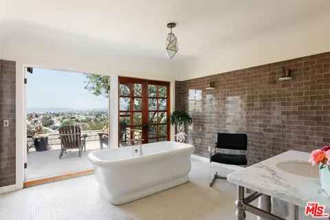 $12,000 | 1046 West Kensington Road, Los Angeles, CA 90026