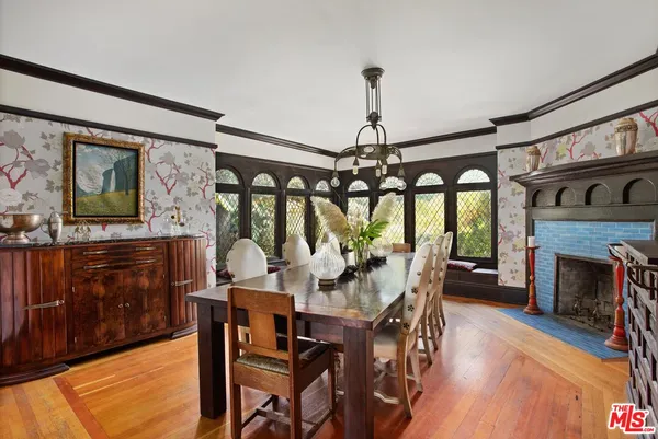 $15,400 | 1046 West Kensington Road, Los Angeles, CA 90026