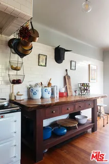 $12,000 | 1046 West Kensington Road, Los Angeles, CA 90026
