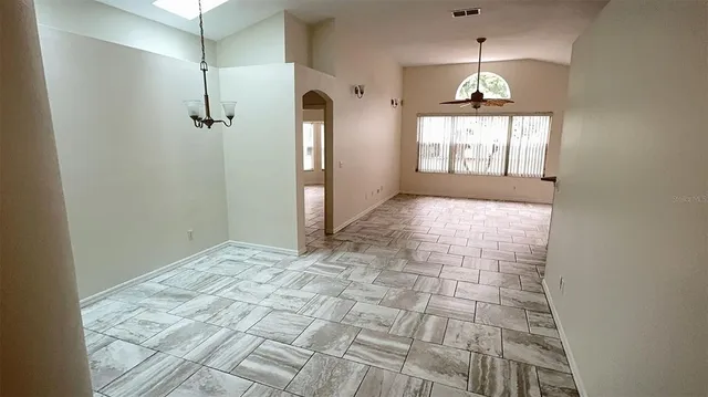 $2,600 | 8517 Fawn Creek Drive, Tampa, FL 33626