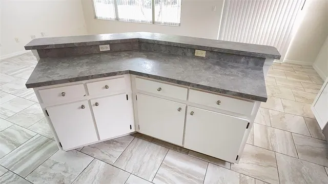 $2,600 | 8517 Fawn Creek Drive, Tampa, FL 33626