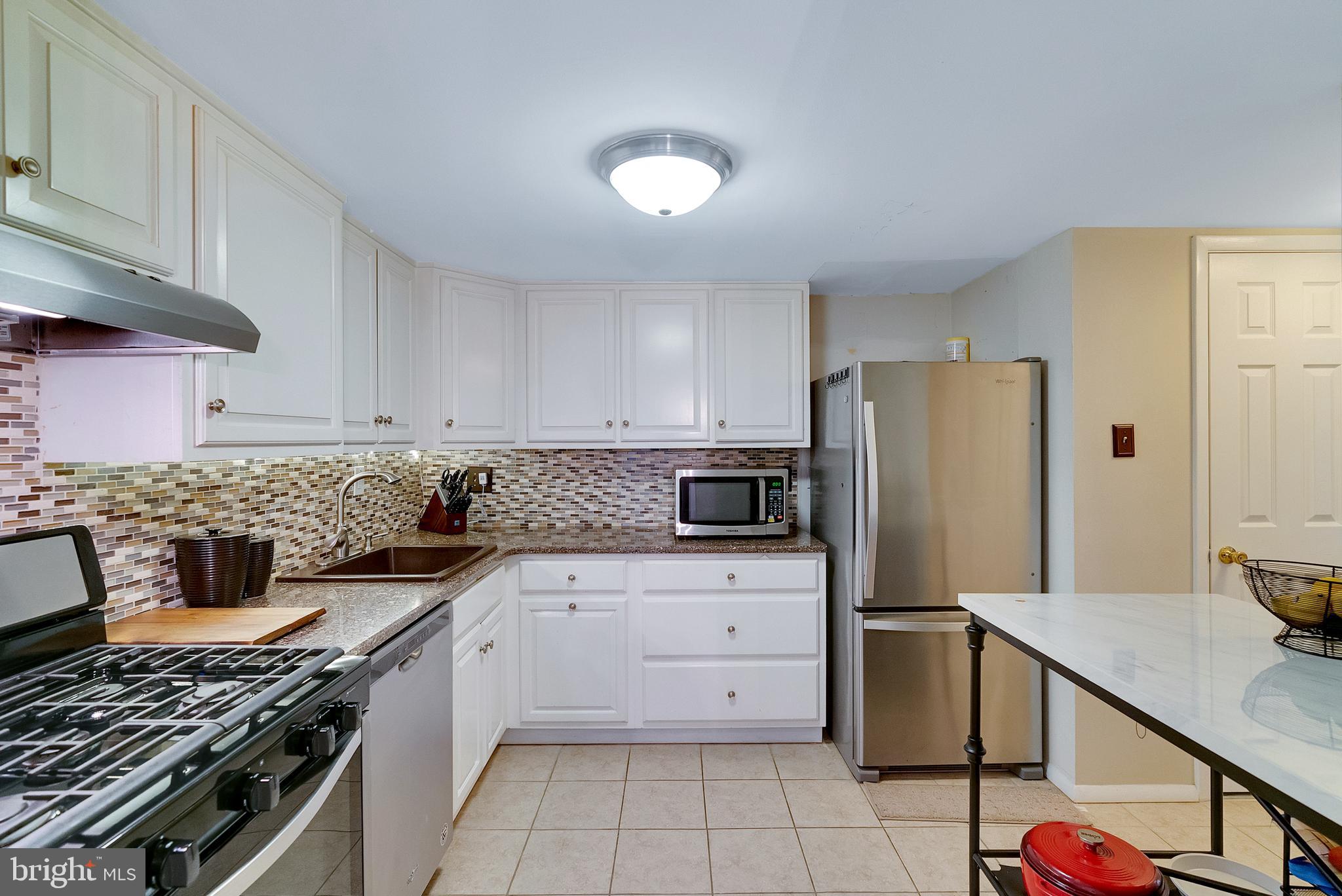 63 Old Forge Crossing Wayne, PA 19087 - Photo 4 of 25