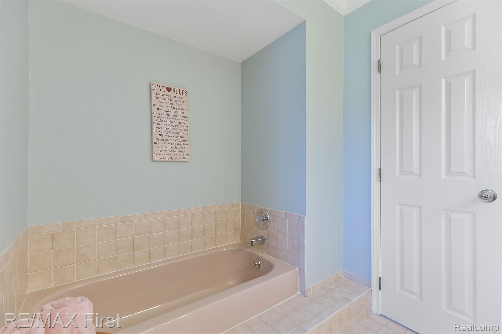 1209 Grandview Drive Rochester, MI 48306 - Photo 18 of 46