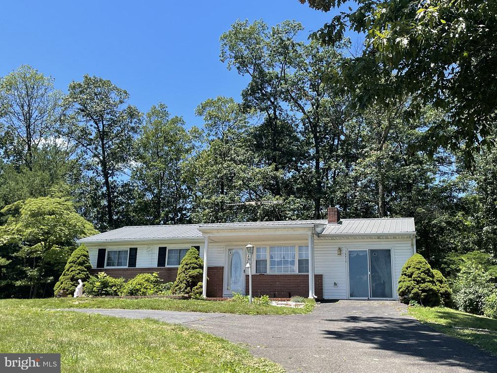 14516 Mercersburg Road Clear Spring, MD 21722 - Photo 3 of 30