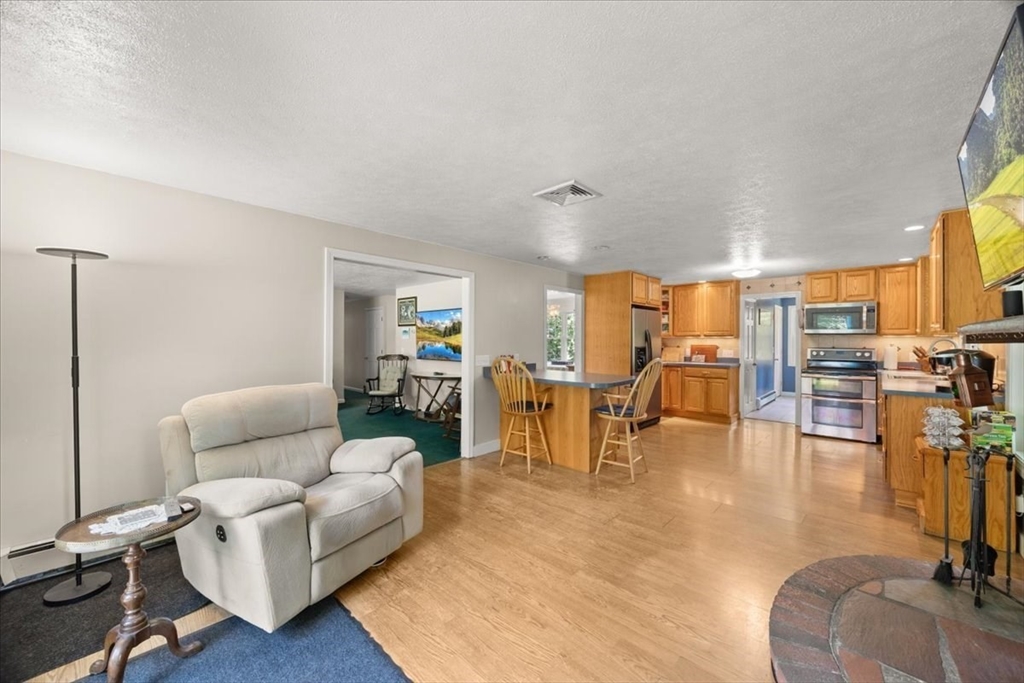 115 Springhill Avenue Bridgewater, MA 02324 - Photo 14 of 33