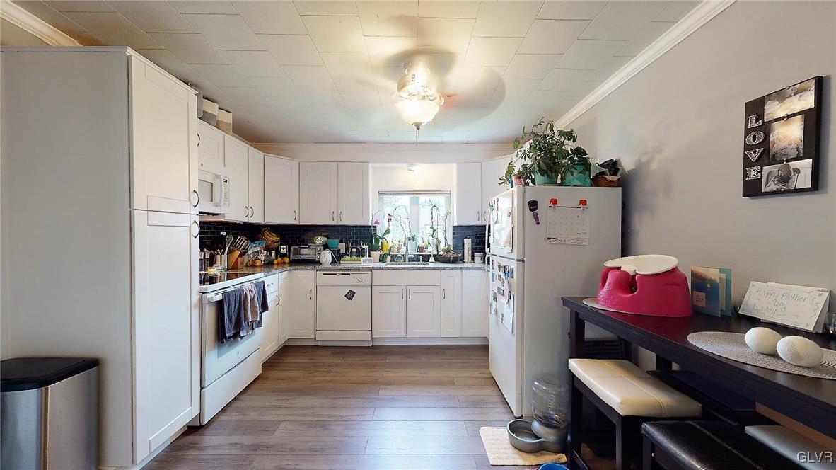 238 Long Street Emmaus, PA 18049 - Photo 8 of 34 Gallery Image 8