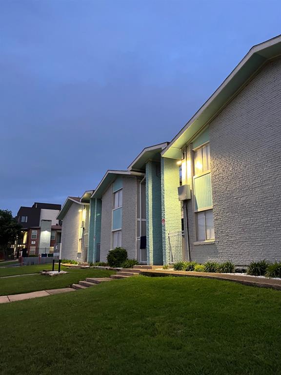 4606 Monarch Street, Unit 215 Dallas, TX 75204 - Photo 3 of 14